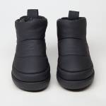 Ботинки из болоньевой ткани чёрного цвета с подкладкой из шерсти